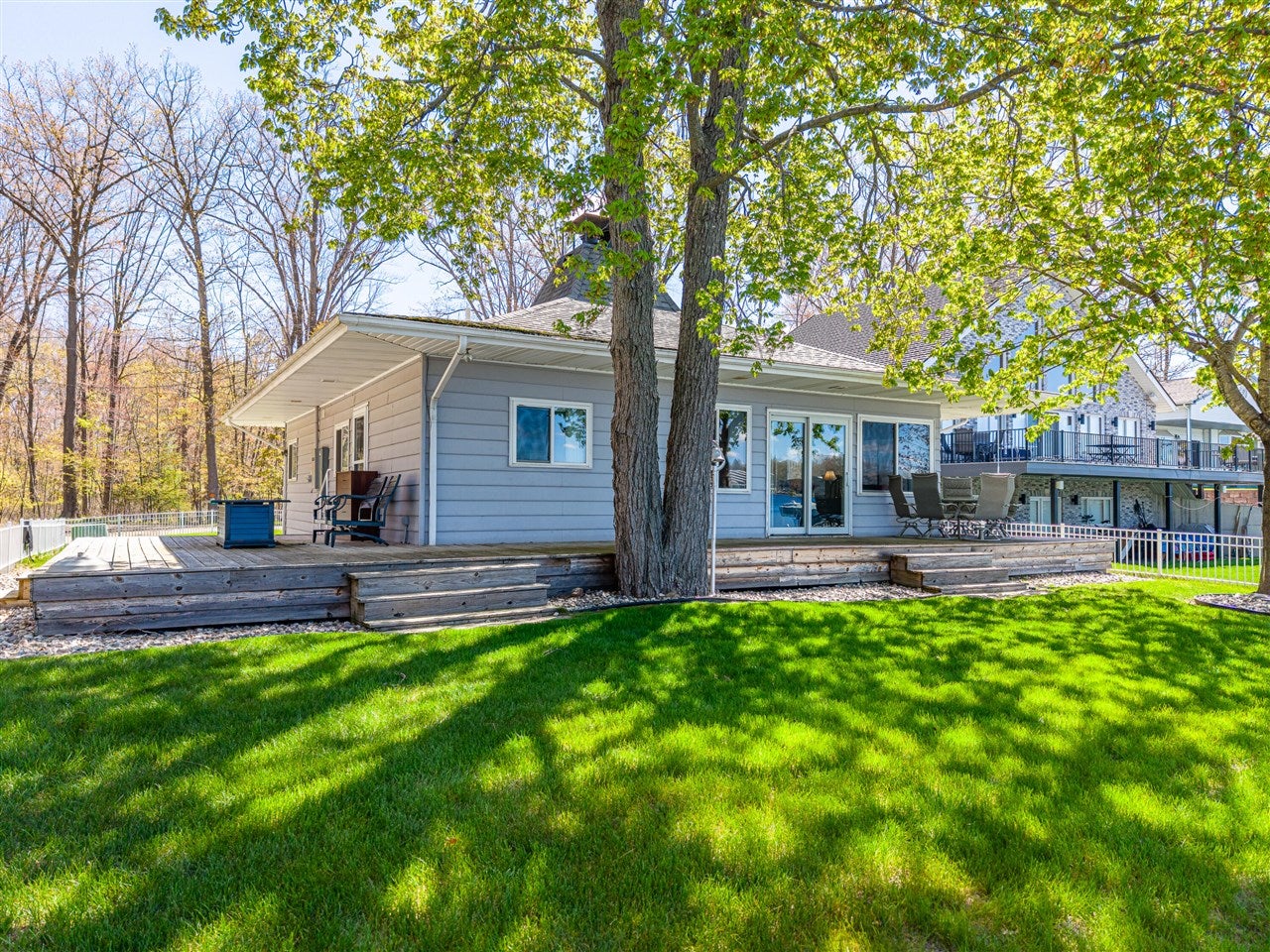 4625 Lake Resort — photo