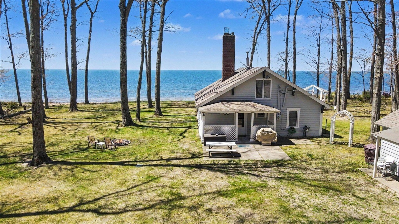 2013 N Scenic Drive — photo