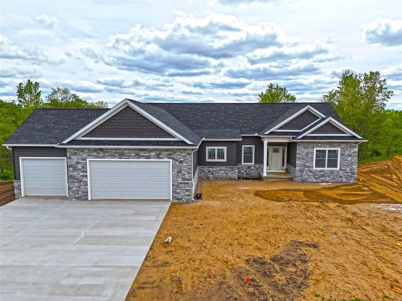 70055 Ashley Drive — photo