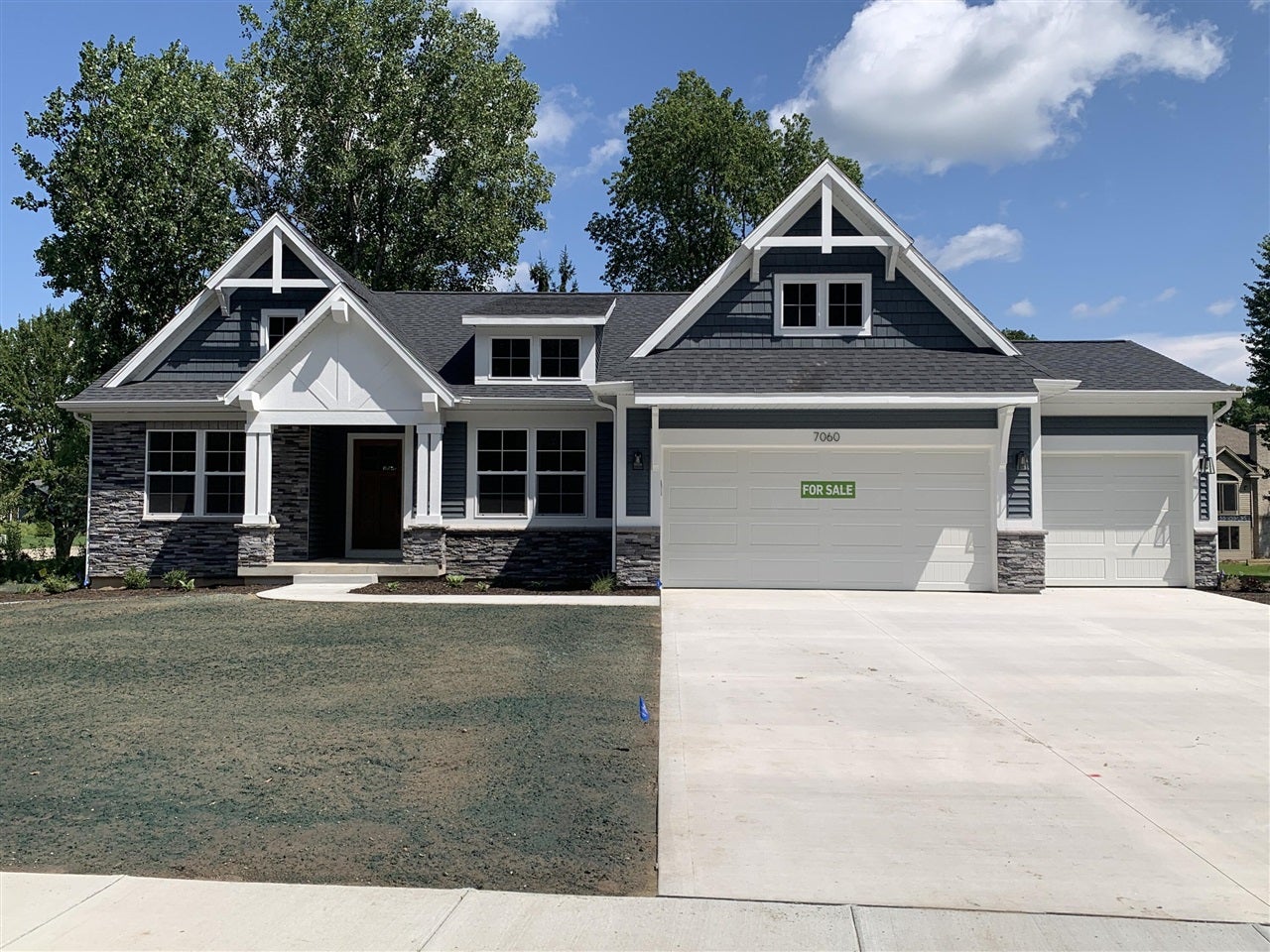 7060 Pinehurst Drive — photo