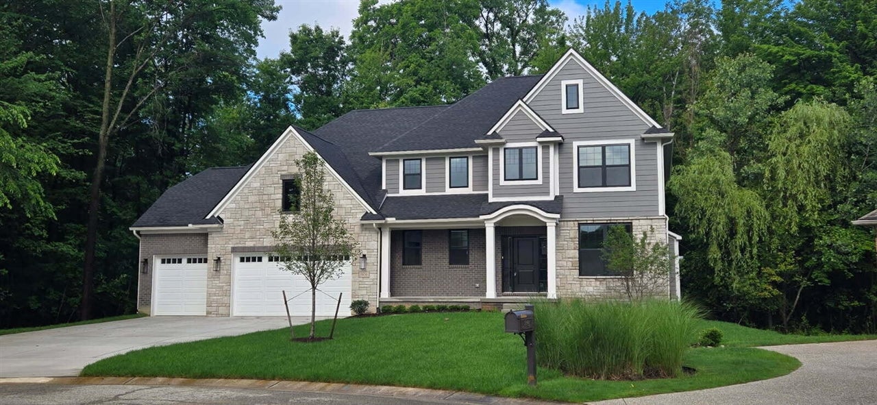 5850 Windrift Court — photo