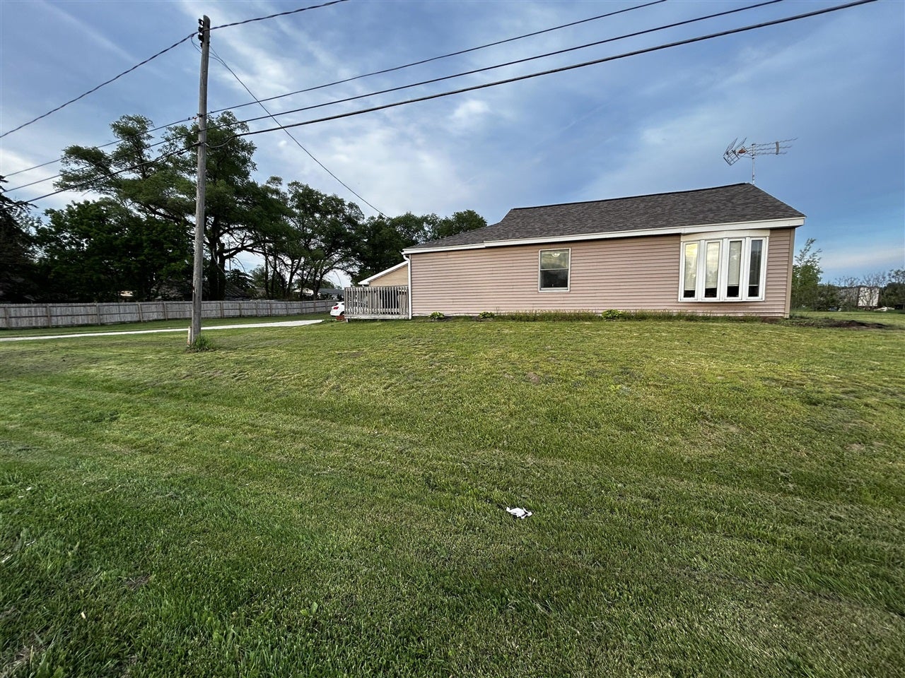 13636 S Mason Drive — photo