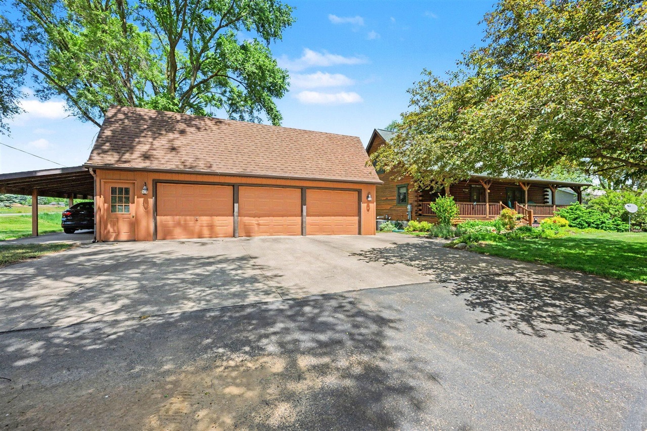 46968 Meadow Lane, Decatur, MI 49045 — photo 2