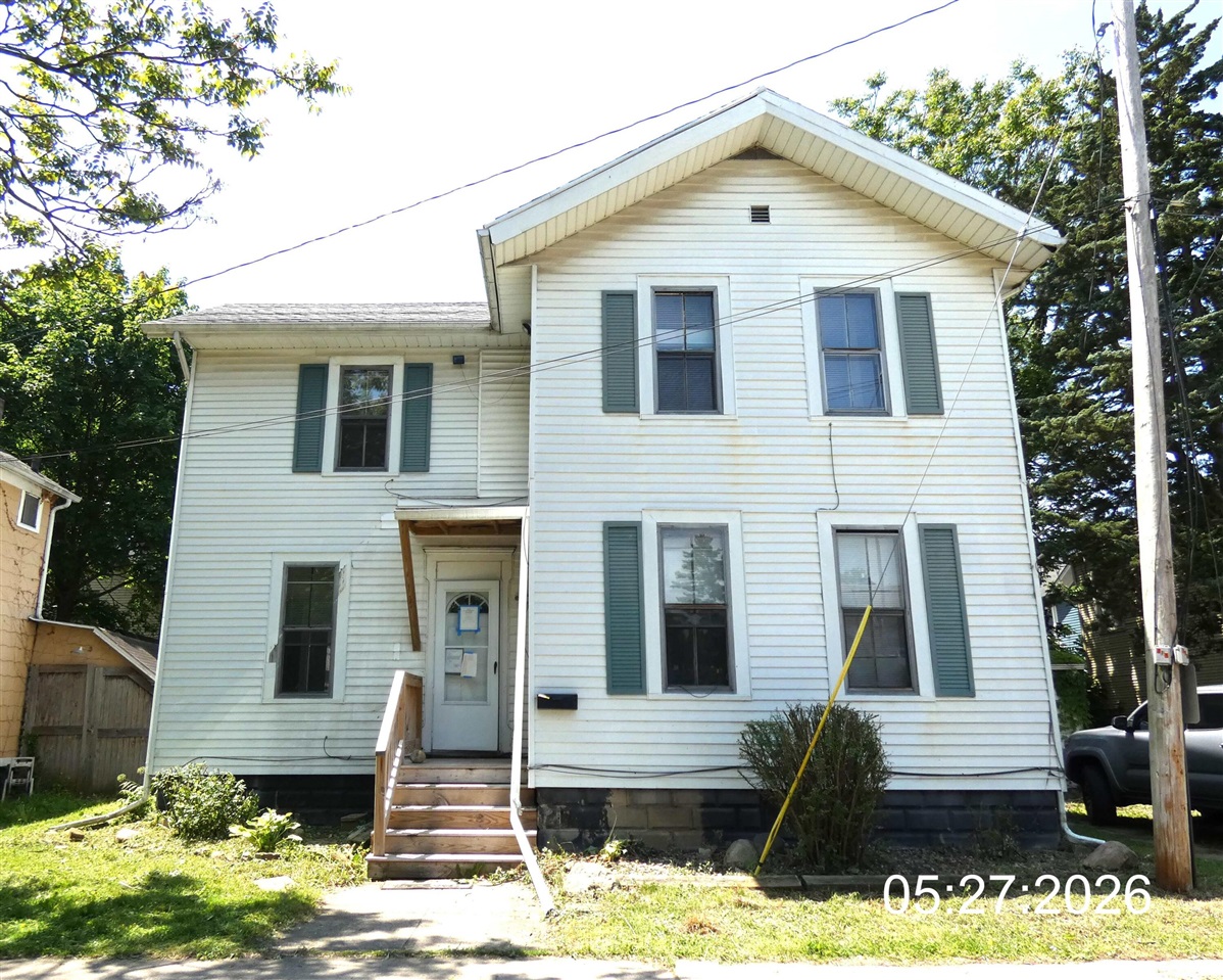 814 Central Place — photo