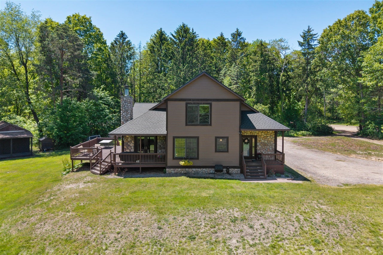 13324 Hickory Road — photo