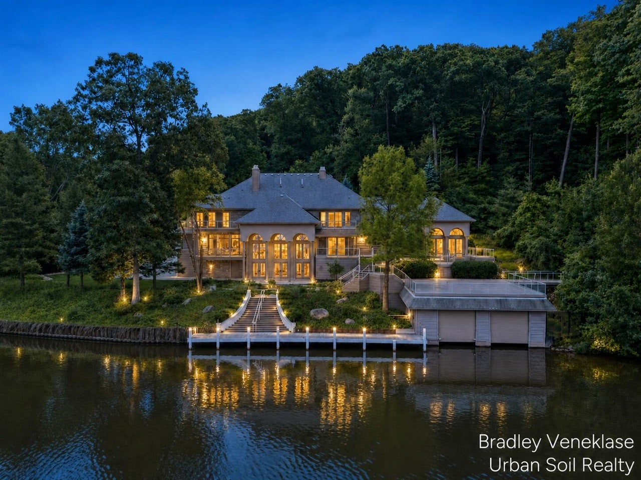 7635 Sandy Hollow Drive — photo