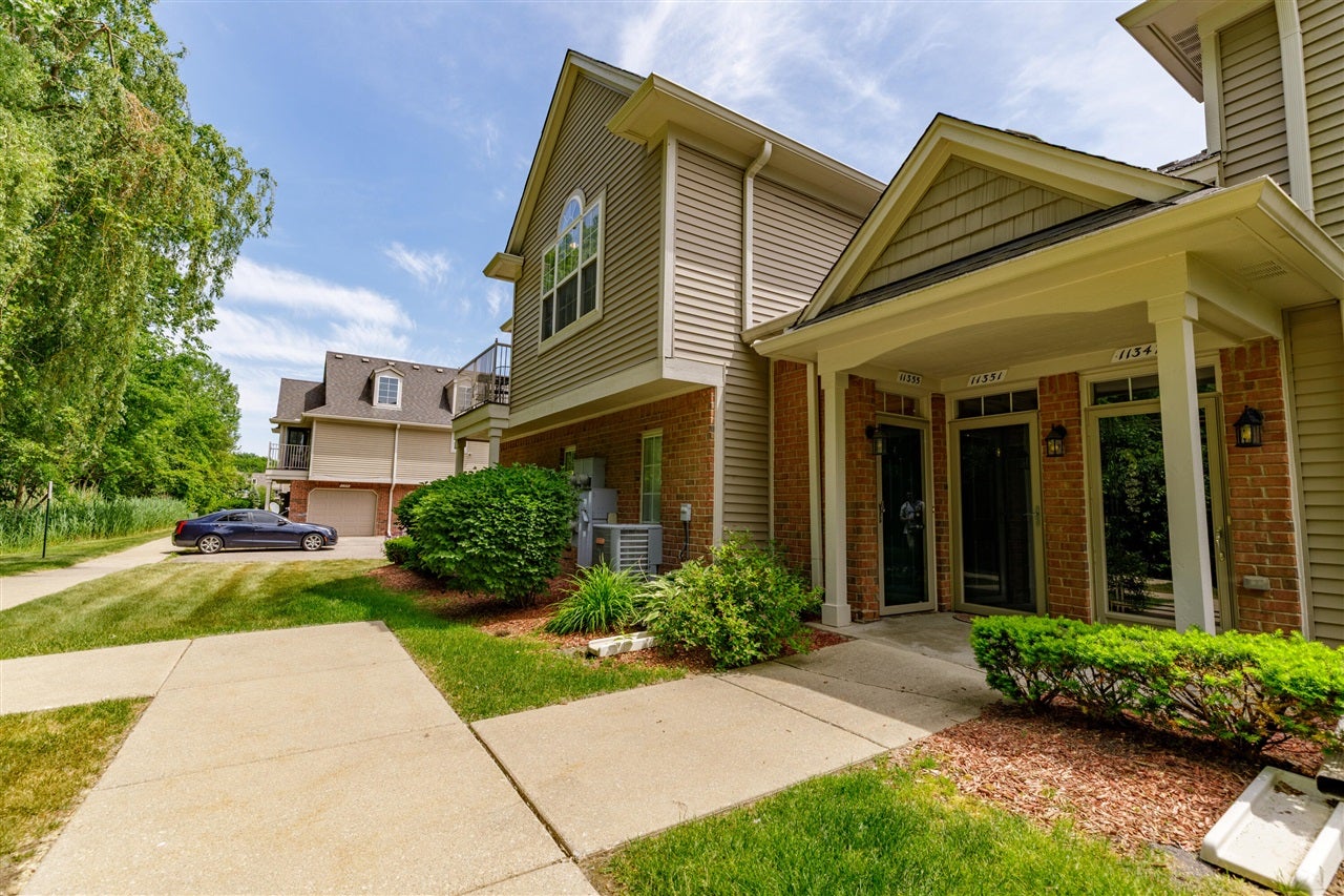 11355 N Woods Drive — photo