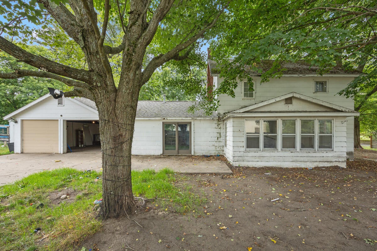 614 River Street — photo