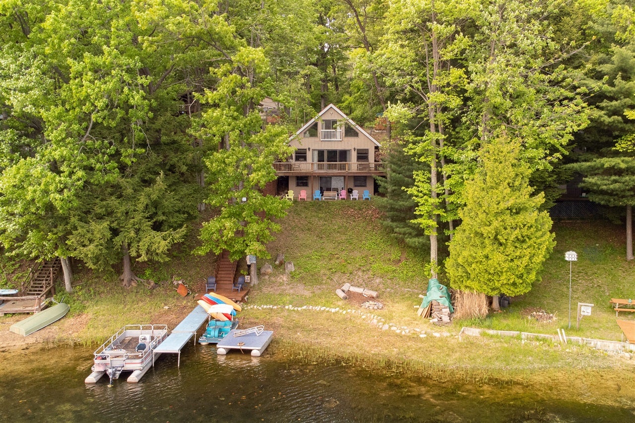 6387 N Larson Road — photo