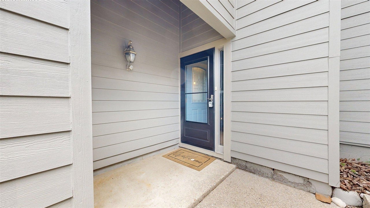 718 Peninsula Court — photo
