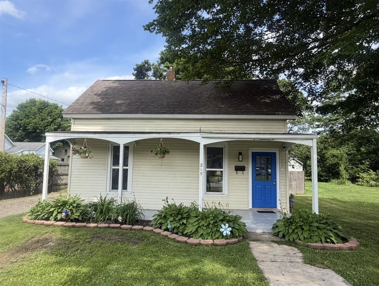 215 N Centerville Road — photo