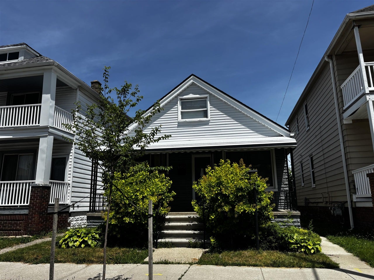 11690 Gallagher Street — photo
