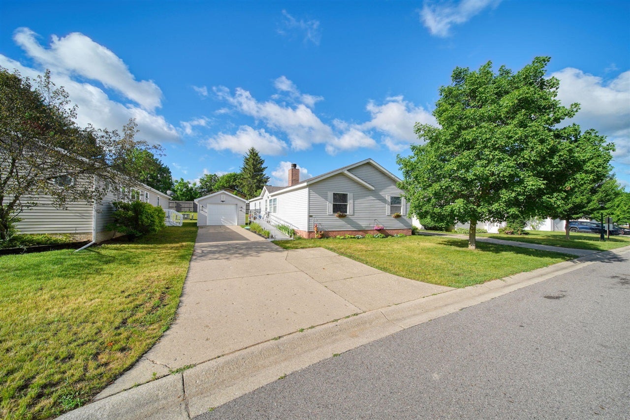 1076 Cambry Circle — photo
