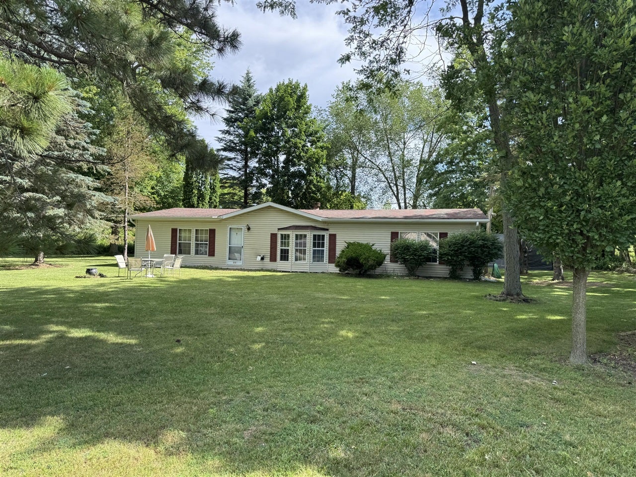 270 Kathy Drive — photo