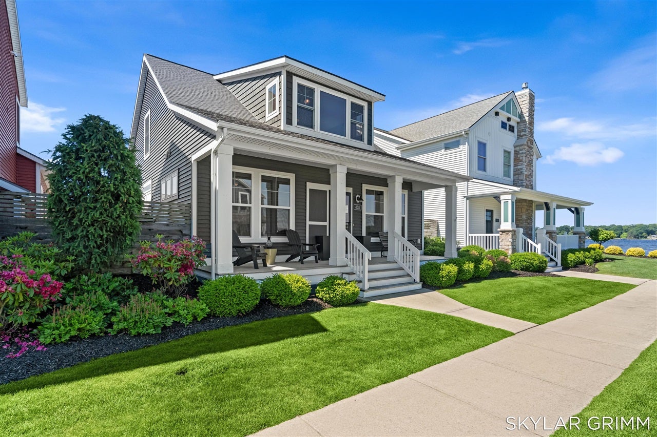 408 W Staples Drive — photo