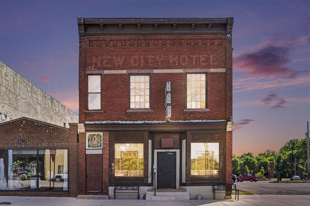 132 Brady Street — photo