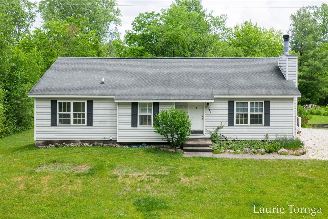 2670 Grand River Drive — photo