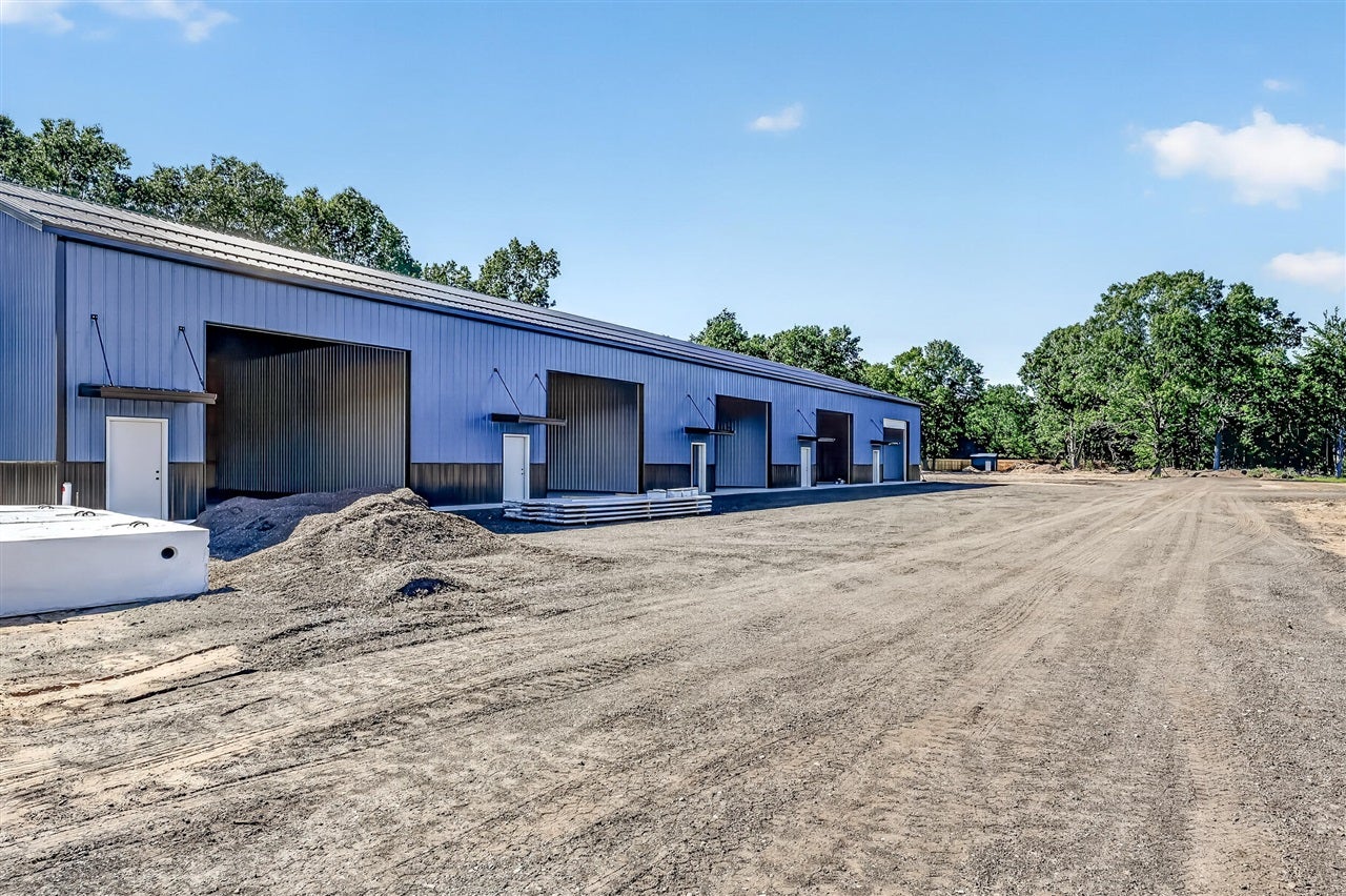 Type 2 - W Dune Lockers Place — photo