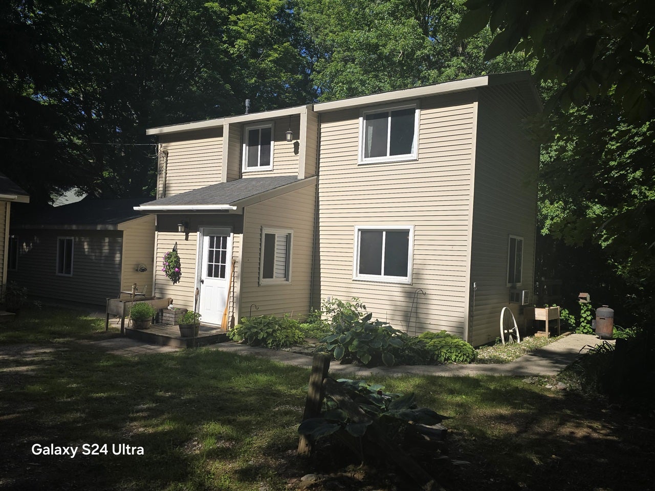 7455 Mcclellan Road — photo