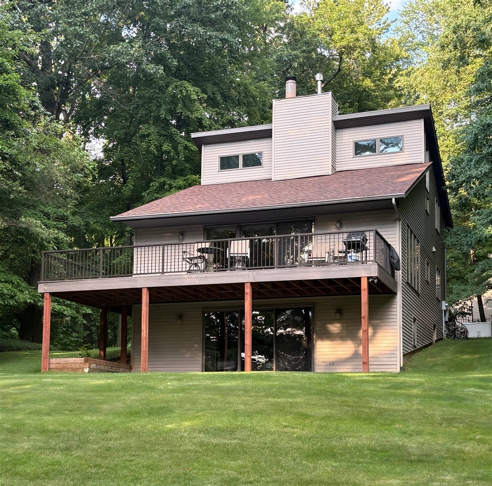 12017 Lilac Lane — photo