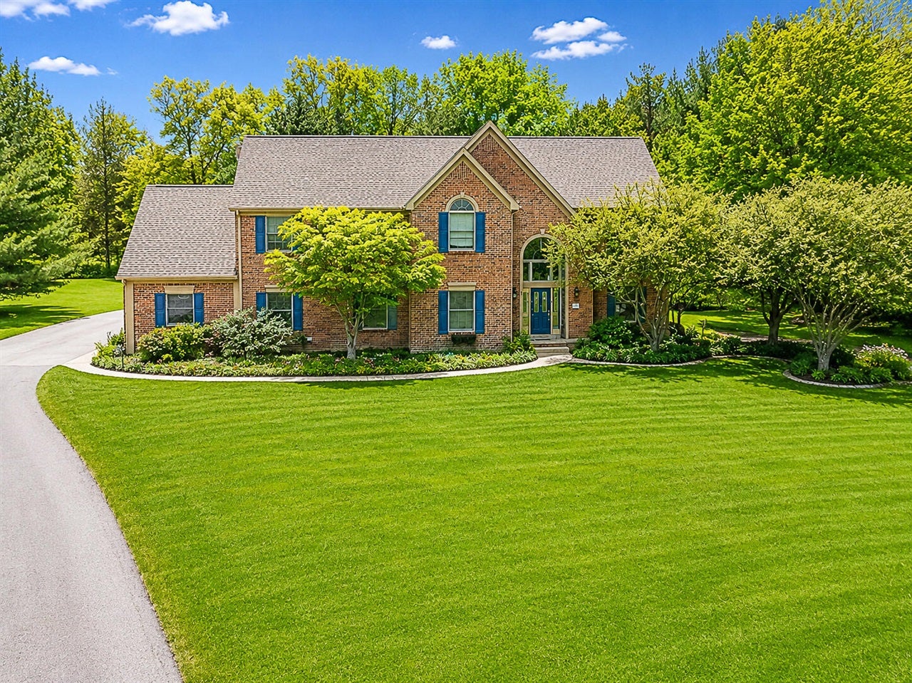 7494 Bridle Path Court — photo