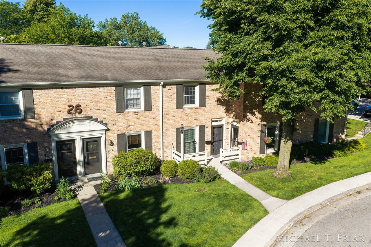 2429 Cranden Drive — photo