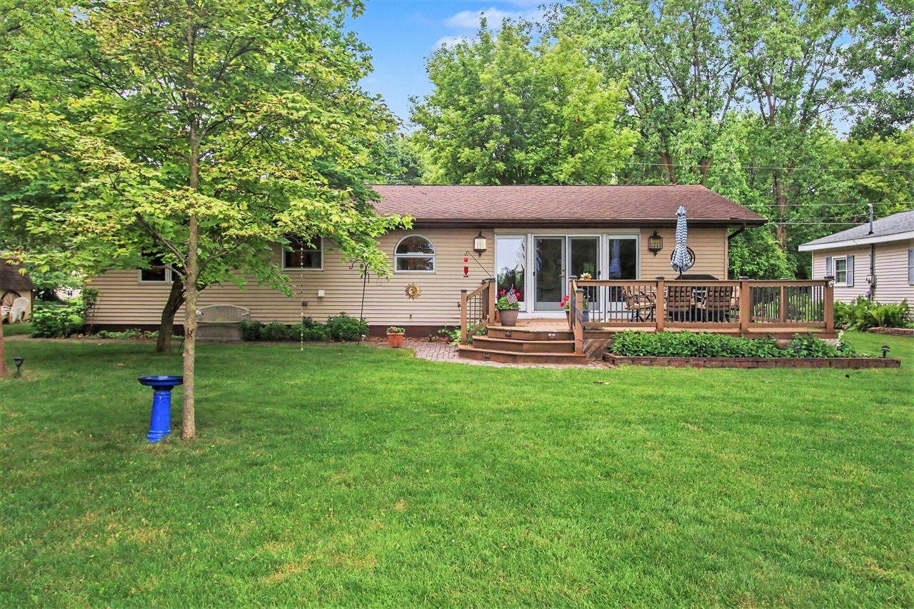 46896 Meadow Lane, Decatur, MI 49045 — photo 3