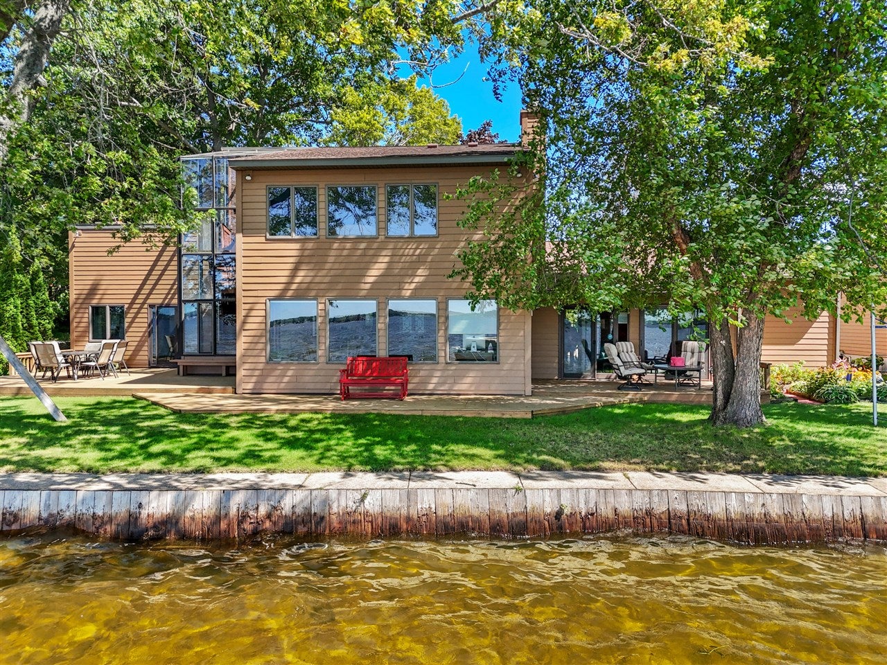 311 E Lake Mitchell Drive — photo