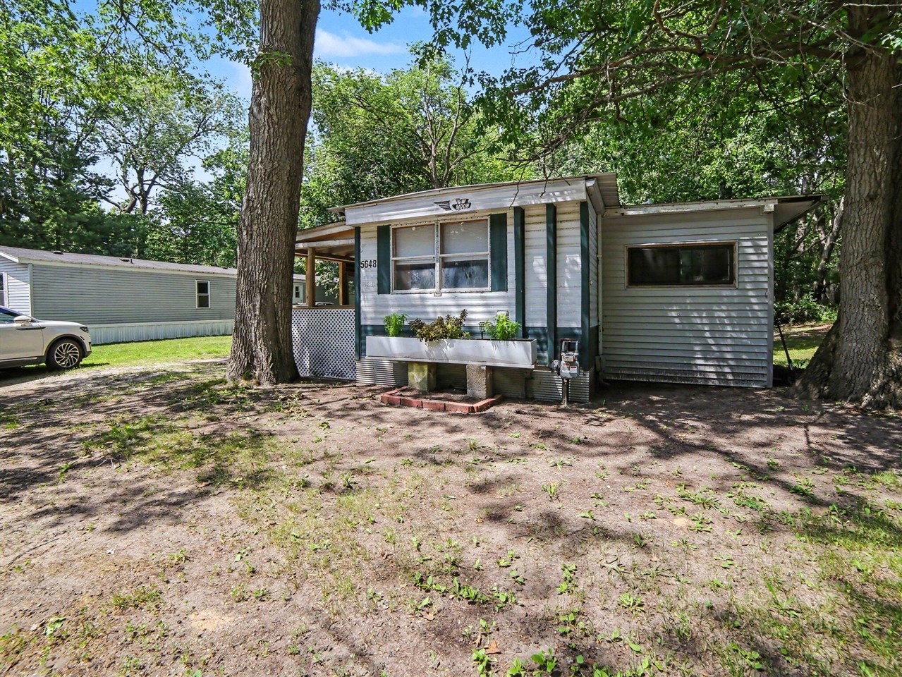 5648 W Johnson Road — photo