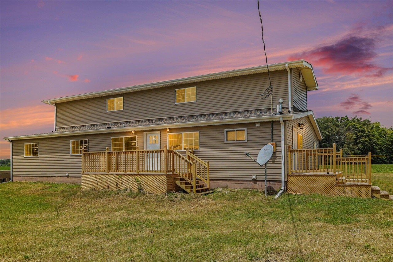 33594 M 60 — photo