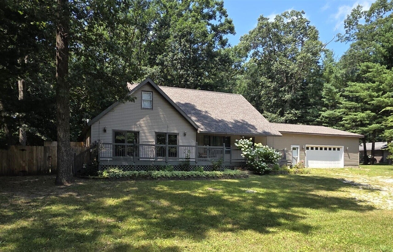 105 N Mike Street — photo