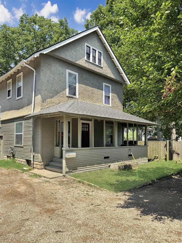 411 Mitchell Place — photo
