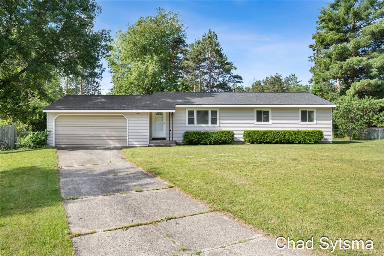 1643 Stonewood Drive — photo