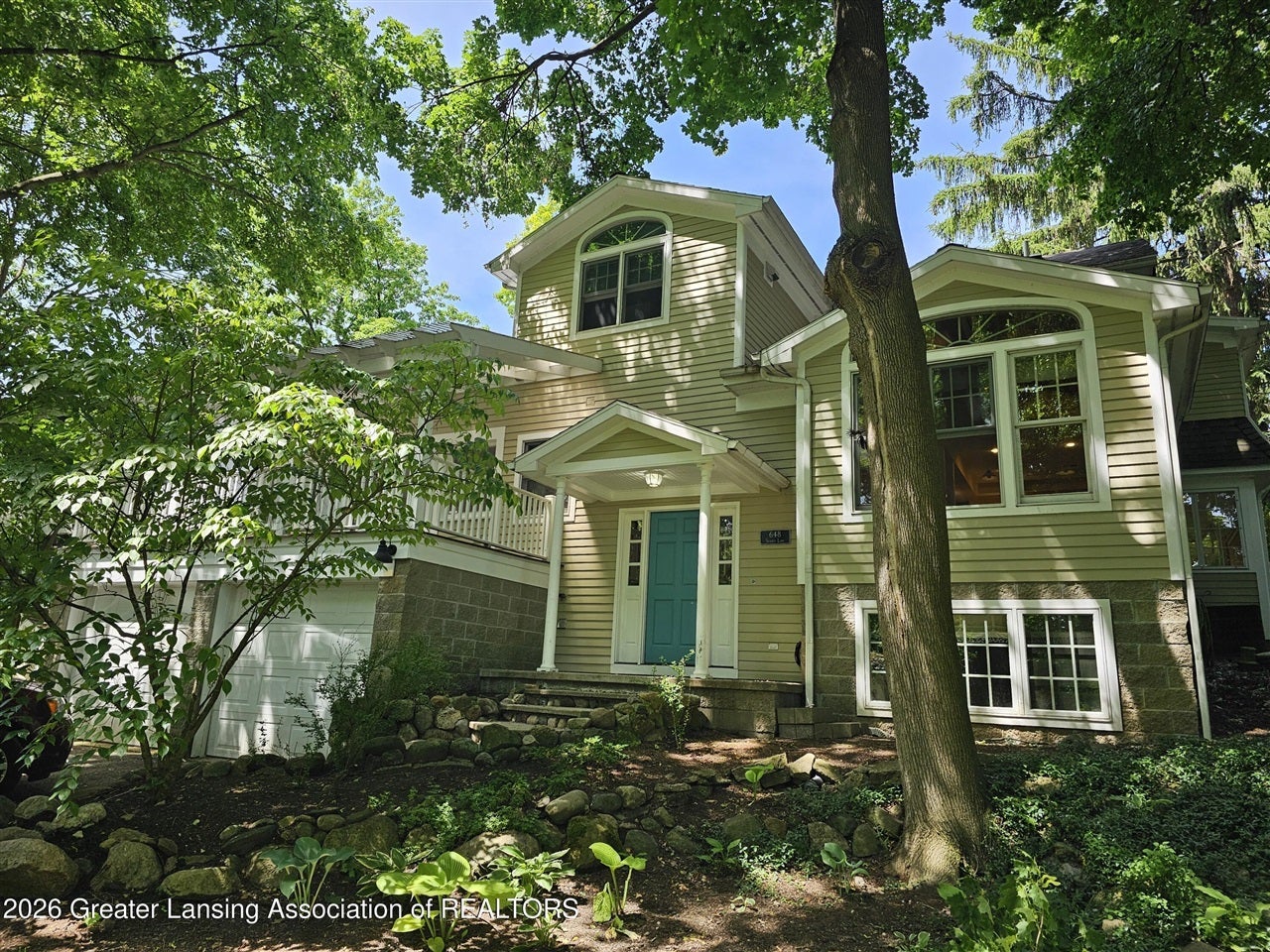 648 Sunset Lane — photo