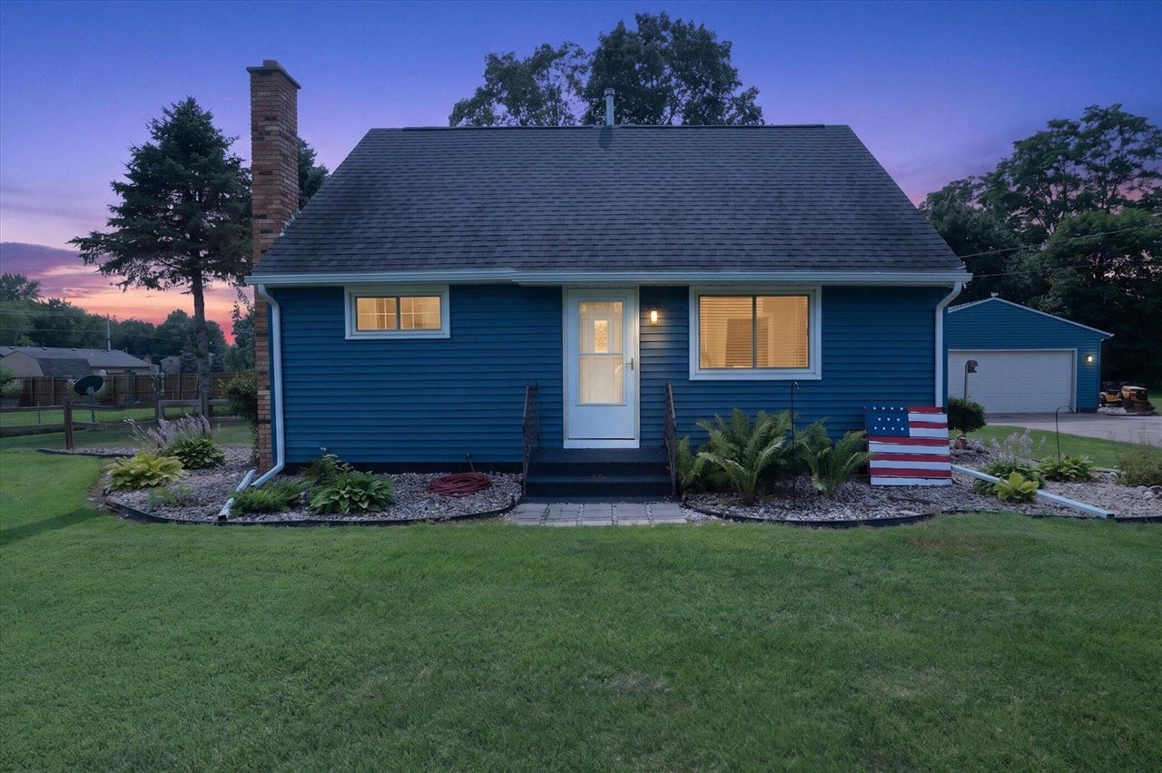 68958 Claire Street — photo