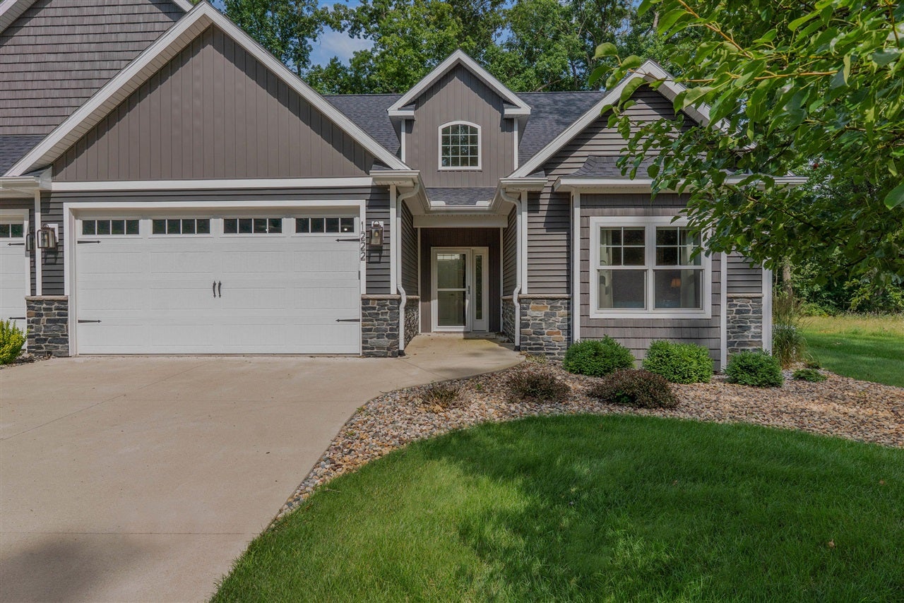 1222 Lochaven Circle — photo
