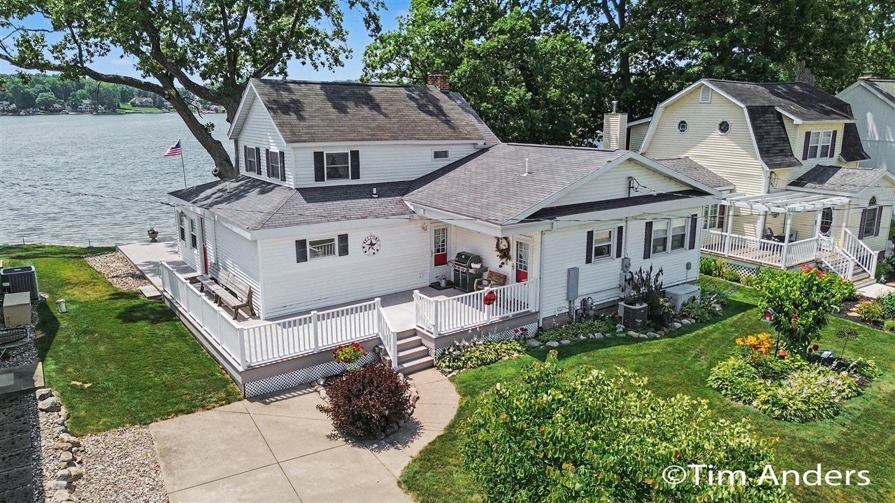 10992 Boniface Point Drive — photo