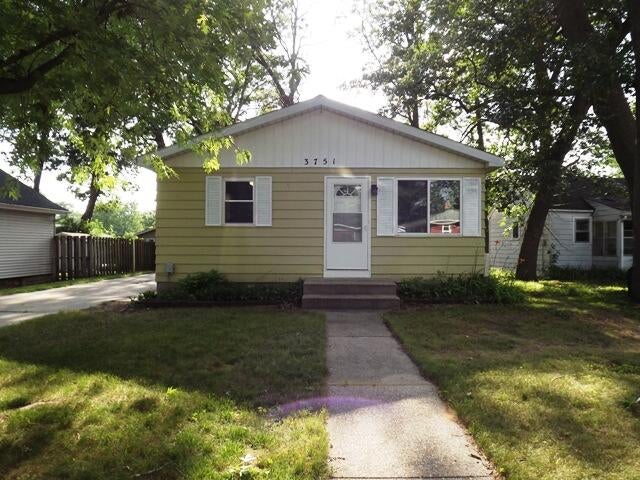 3751 Michael Avenue — photo