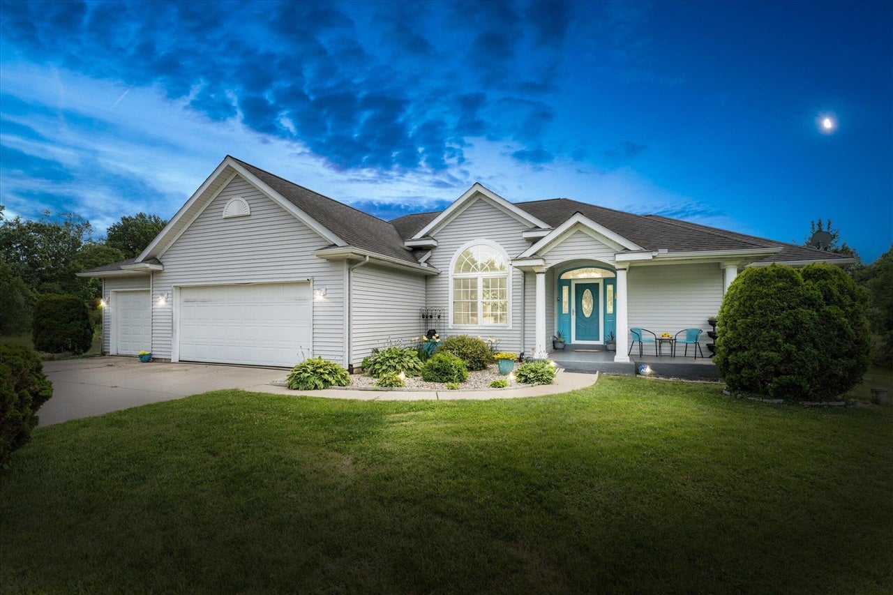 17883 Paradise Lake — photo