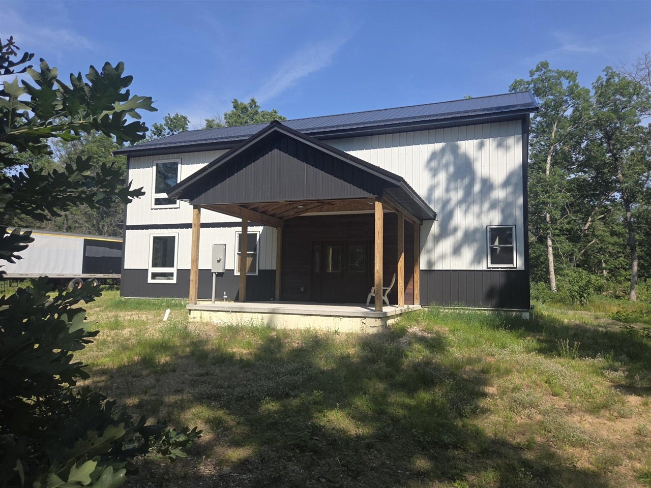 2873 W Oliver Street — photo