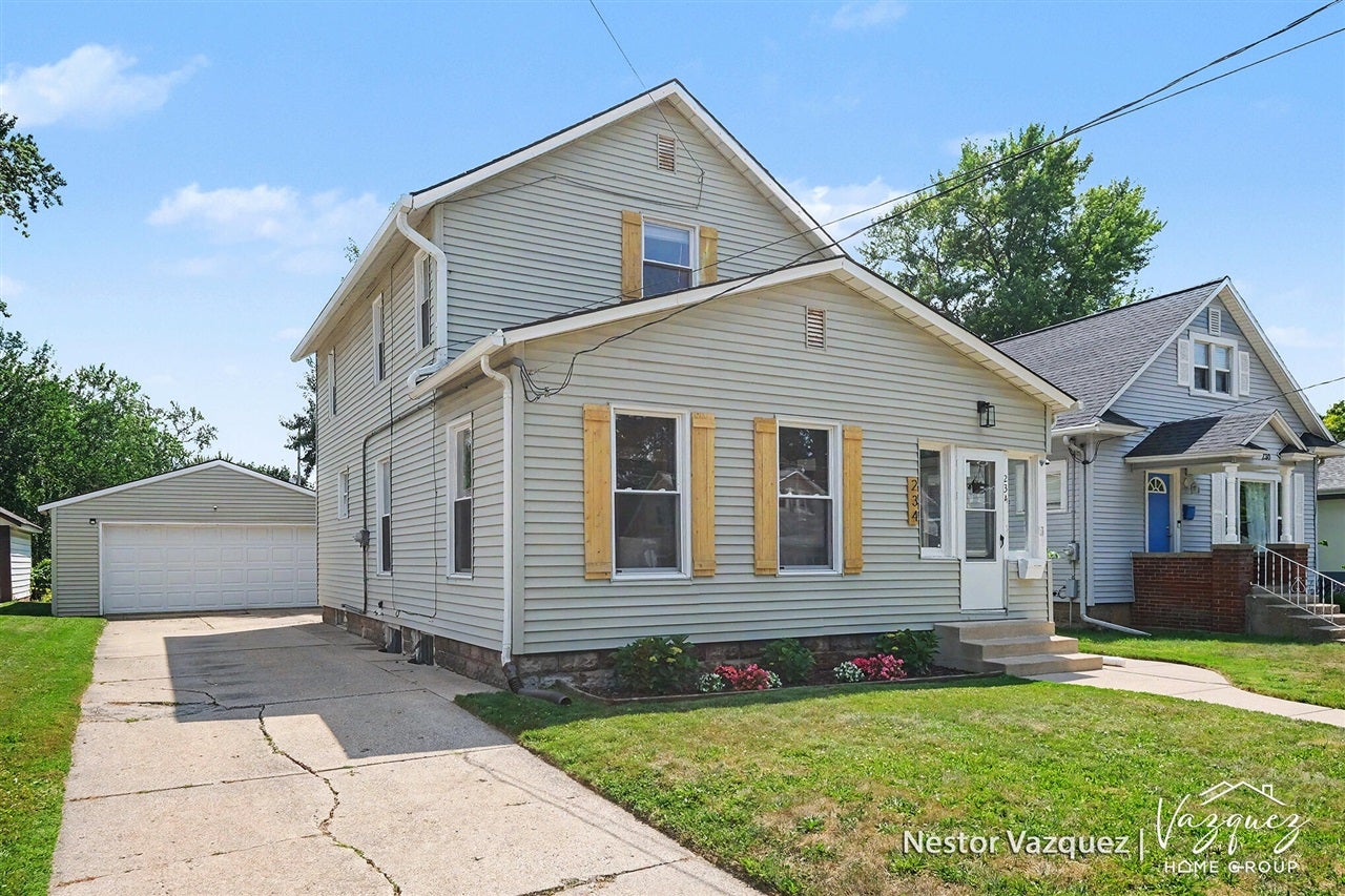 234 Knapp Street — photo