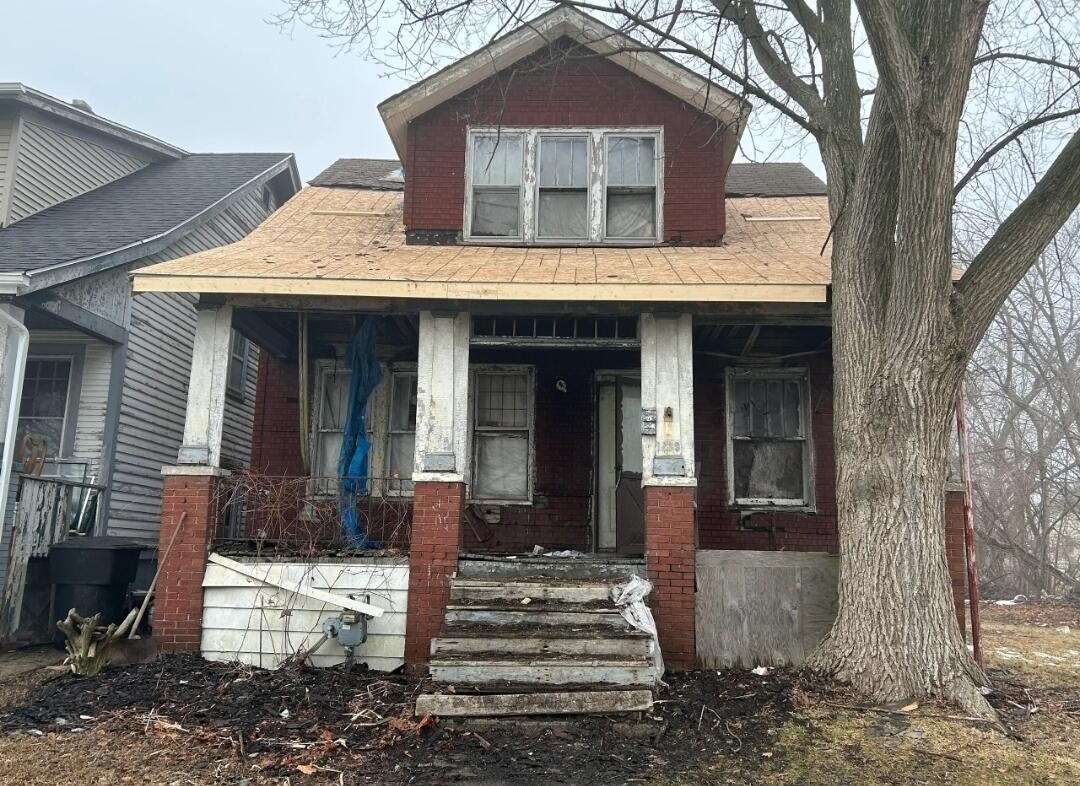 1233 Ashland Street — photo