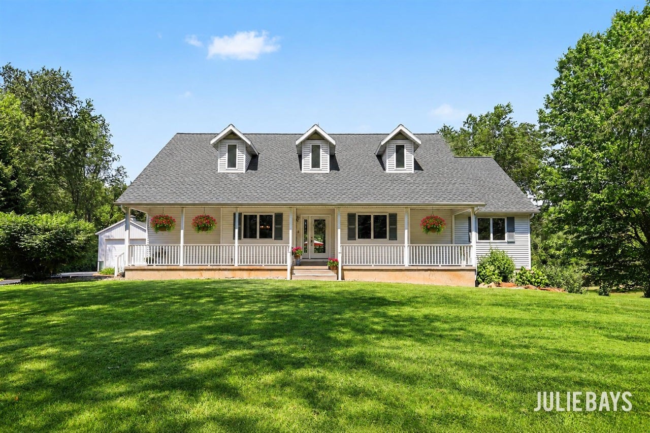 6202 Black Creek Drive — photo