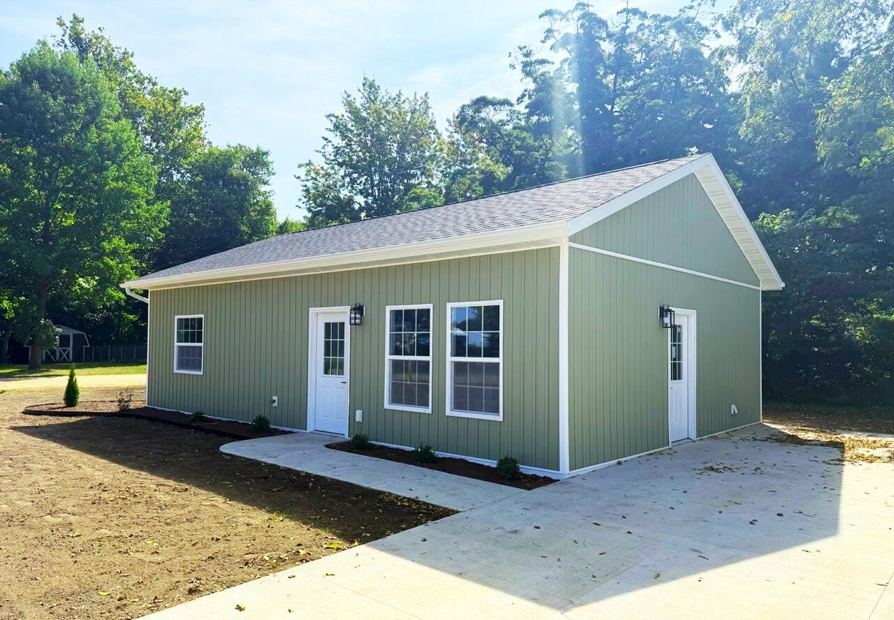 1118 Millard Court — photo