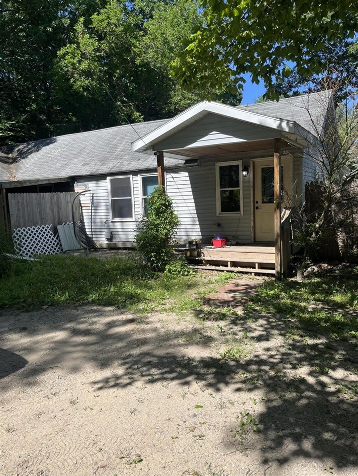 8616 Merry Drive — photo