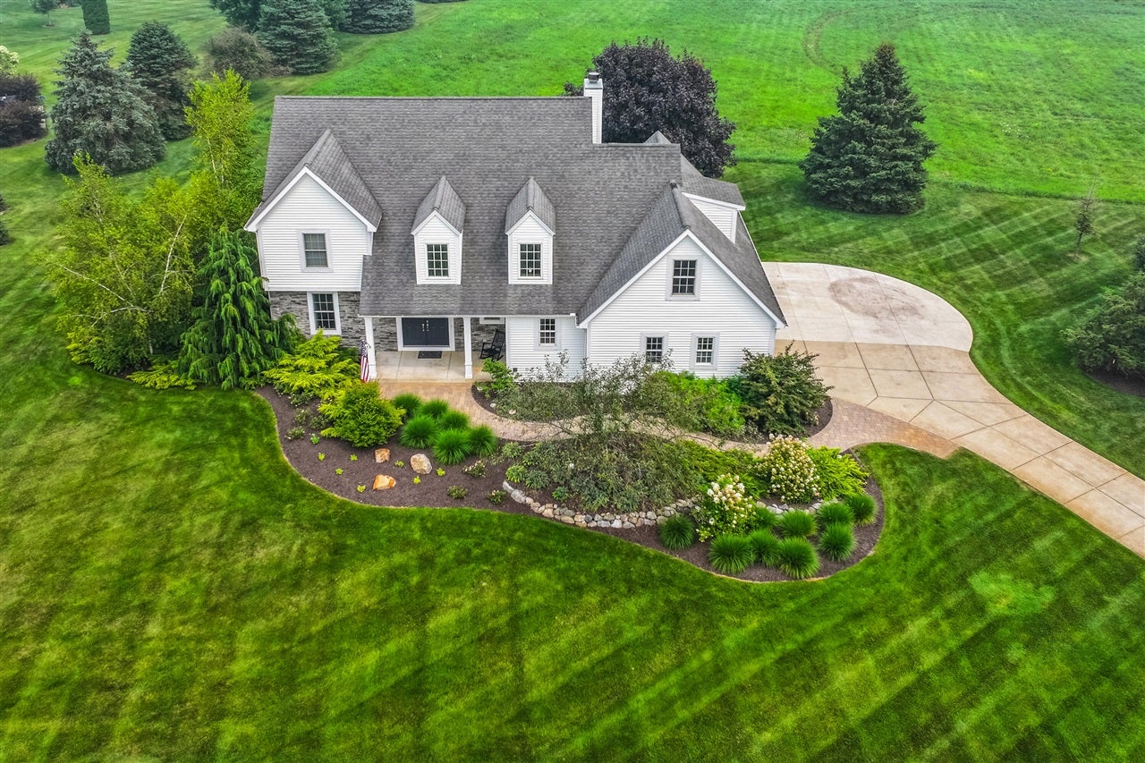 103 Bridle Path Lane — photo