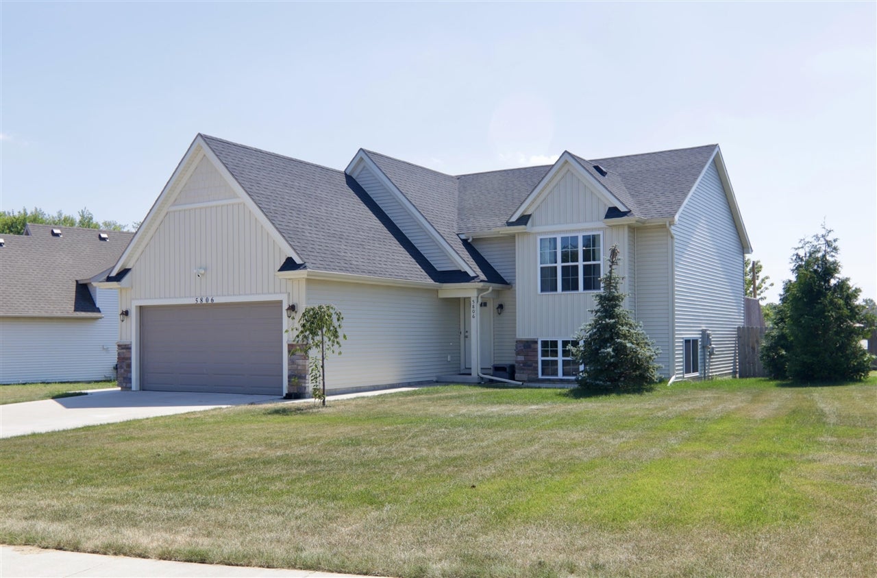 5806 Birdsong Court — photo