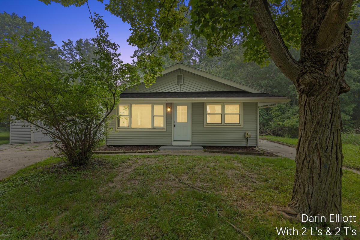 2110 Worden Street — photo