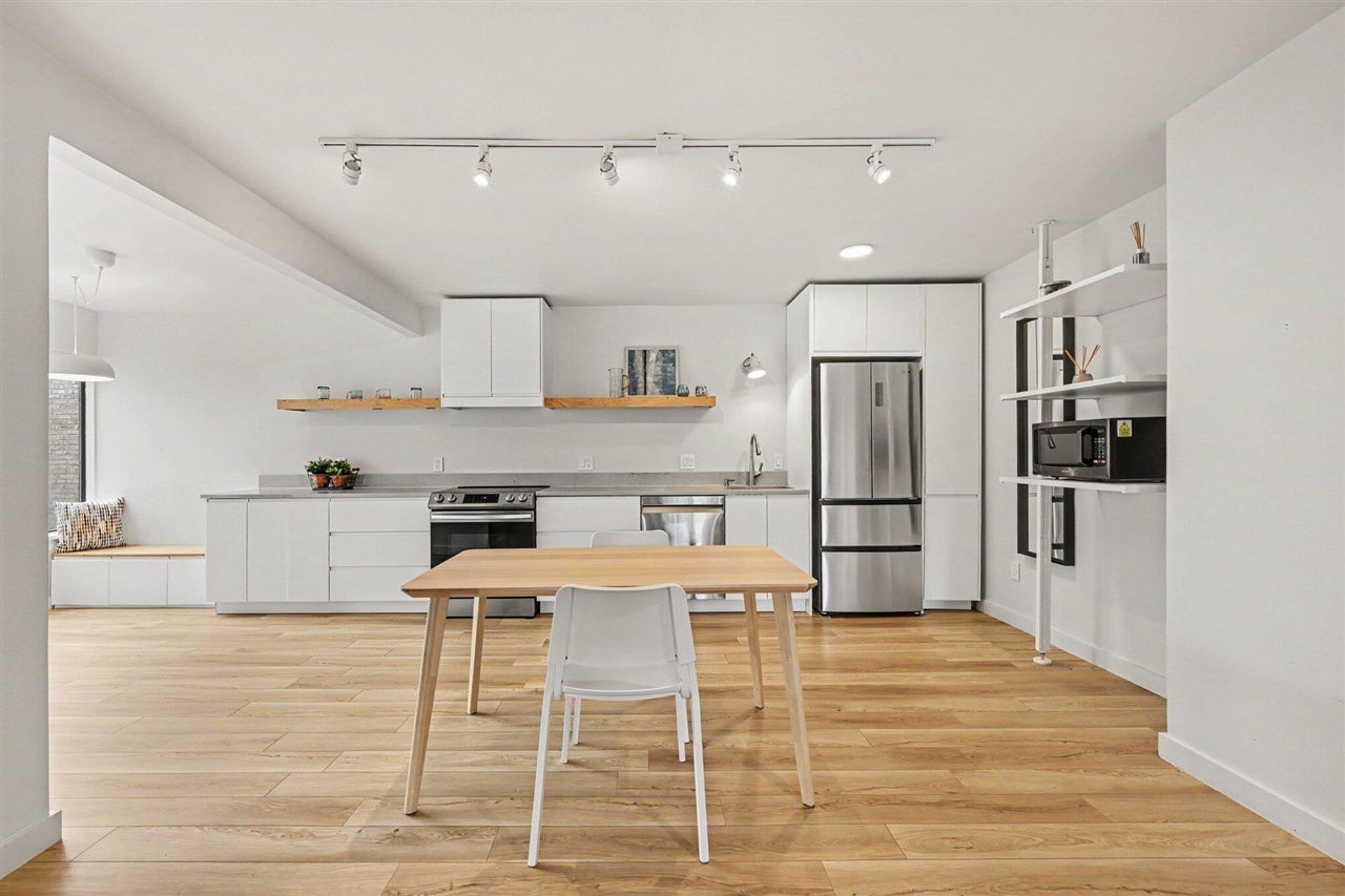 2104 Pauline Boulevard 205 — photo