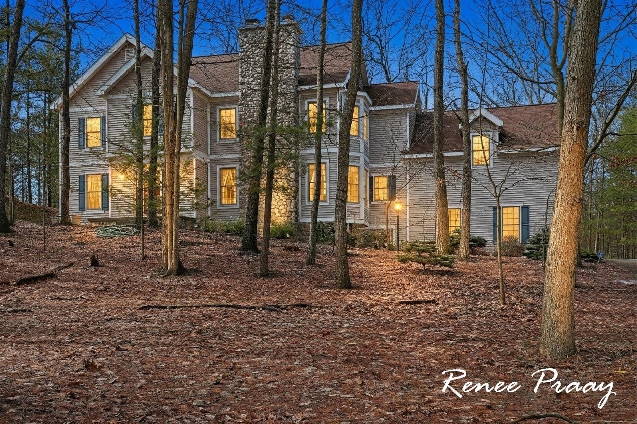 5439 Shawnee Road — photo